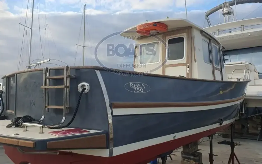 slider 8 Rhea  750