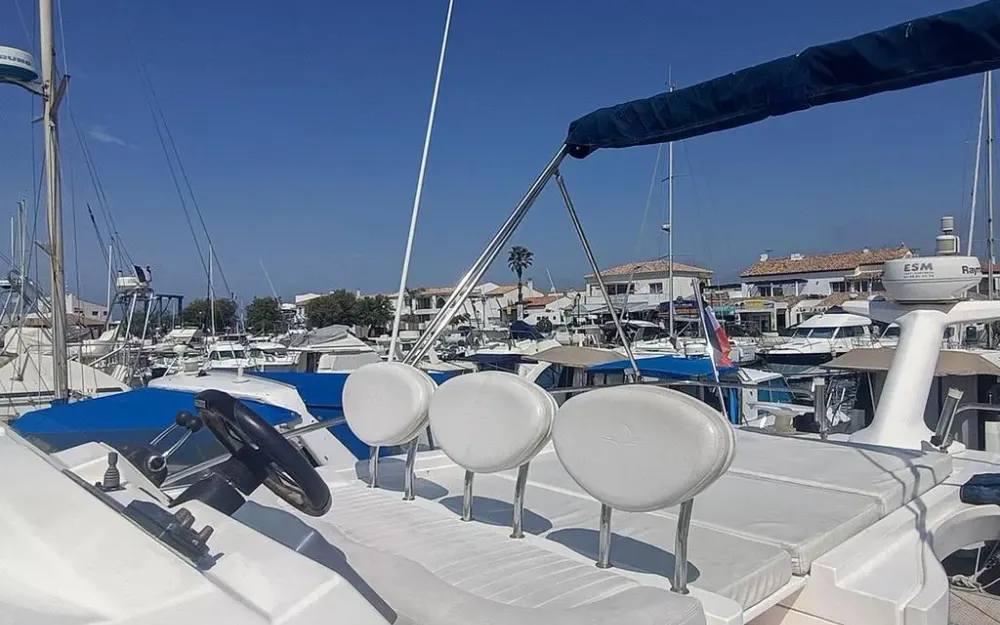 slider 14 Sealine  F 34
