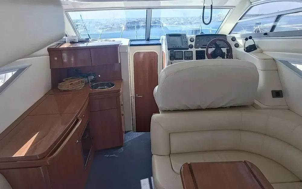 slider 15 Sealine  F 34