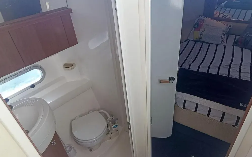 slider 19 Sealine  F 34