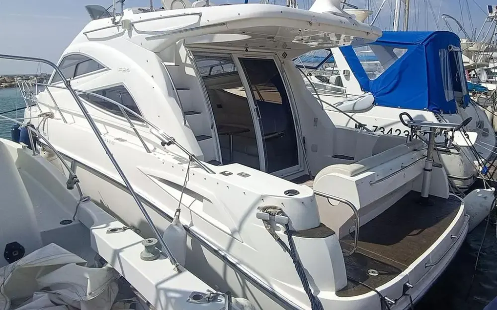 slider 5 Sealine  F 34