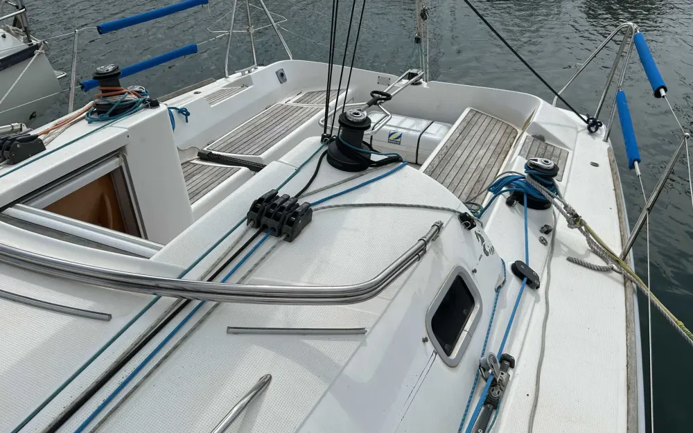 slider 13 Beneteau First 31.7