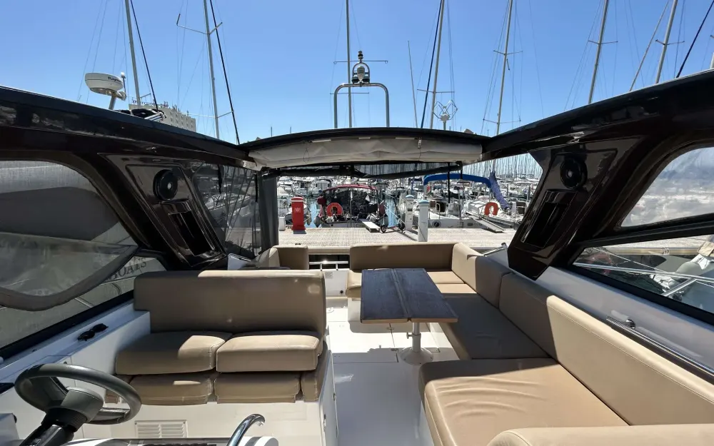 slider 3 Sealine  SC 35
