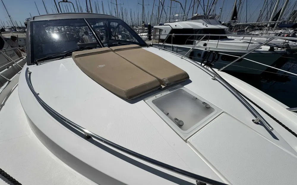 slider 7 Sealine  SC 35