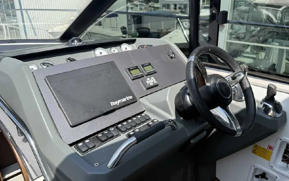 slider 22 Jeanneau Leader 46