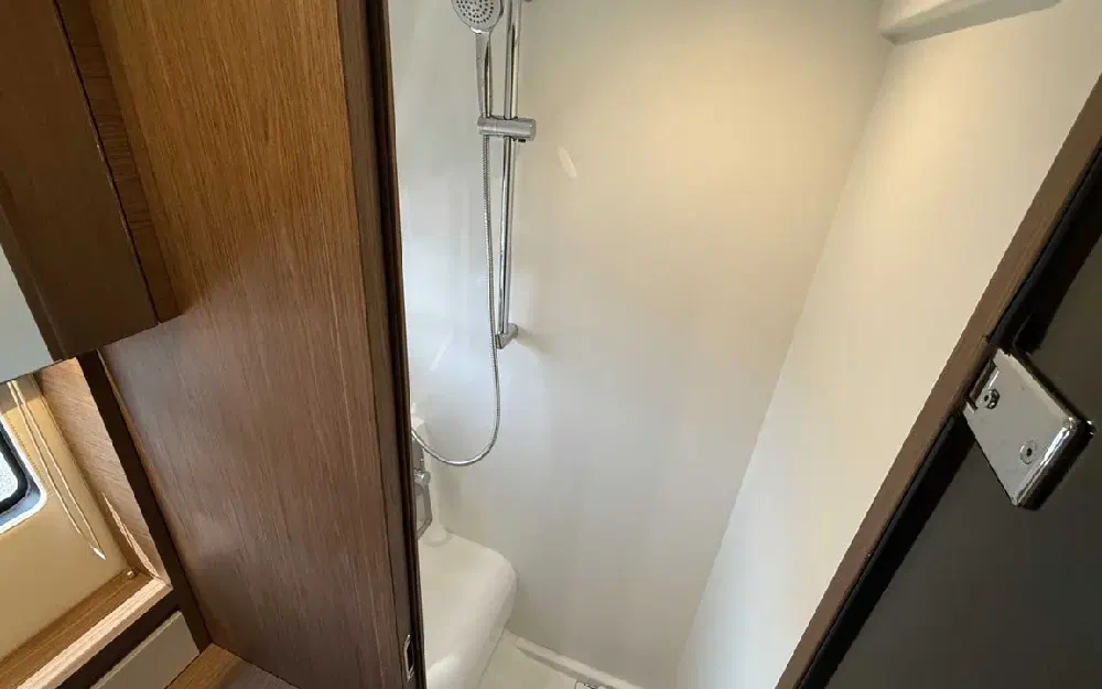 slider 35 Jeanneau Leader 46