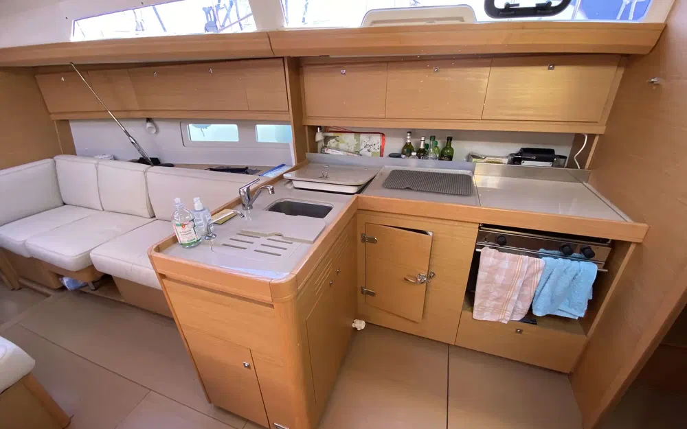 slider 10 Dufour 412