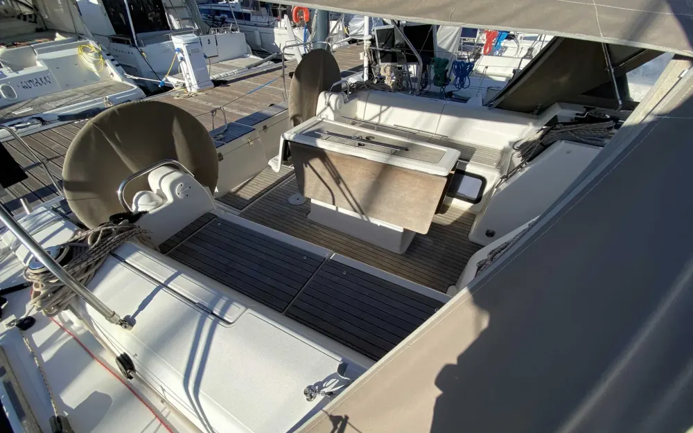 slider 8 Dufour  412 Grand Large