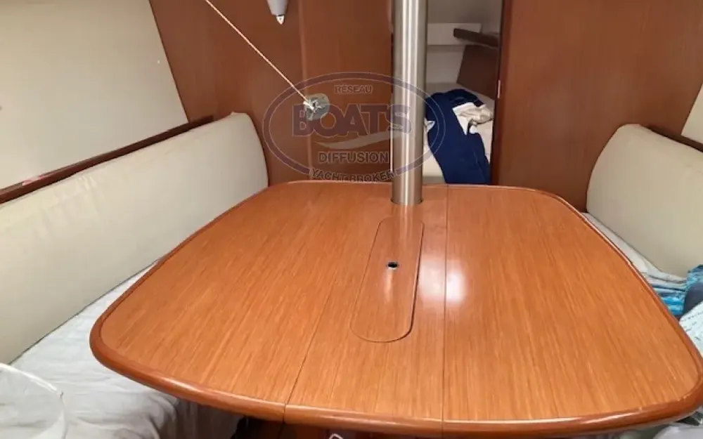 slider 2 Beneteau Oceanis 323 Clipper