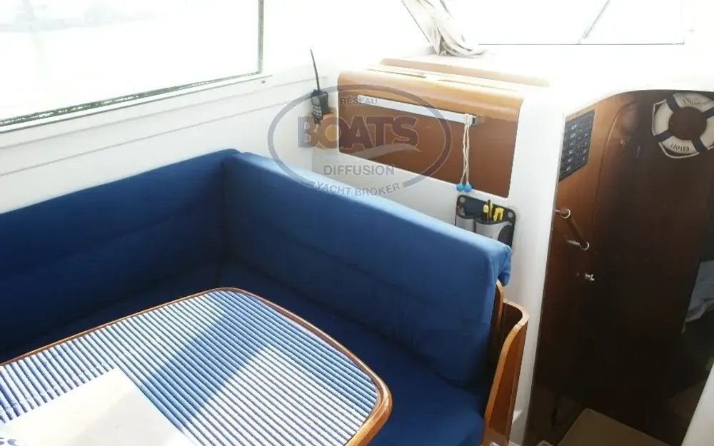 slider 5 Beneteau Antares Serie 9 Fly