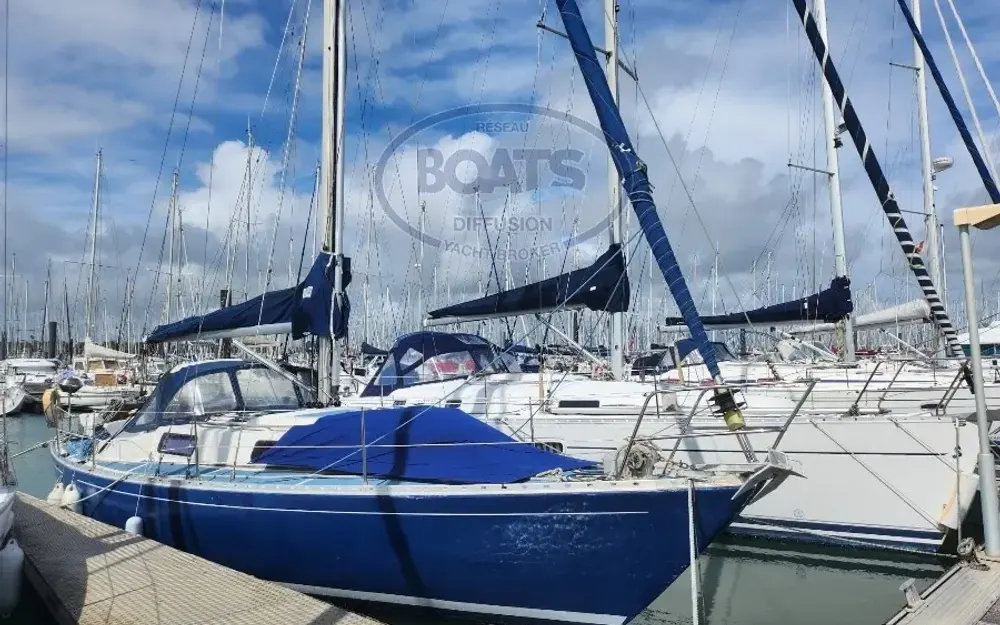 slider 14 Trident Marine Warrior 35