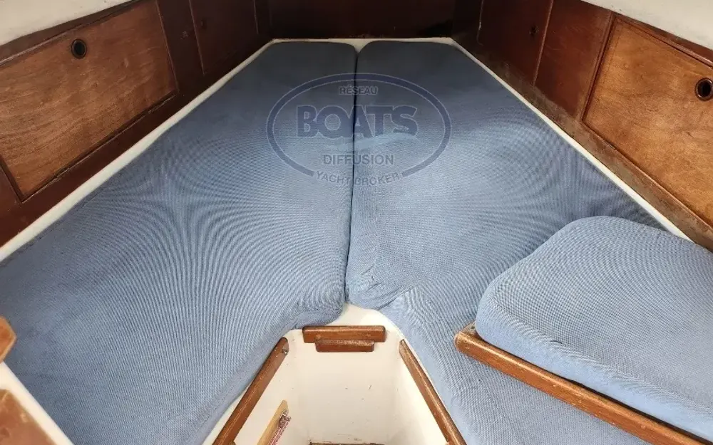 slider 4 Trident Marine Warrior 35