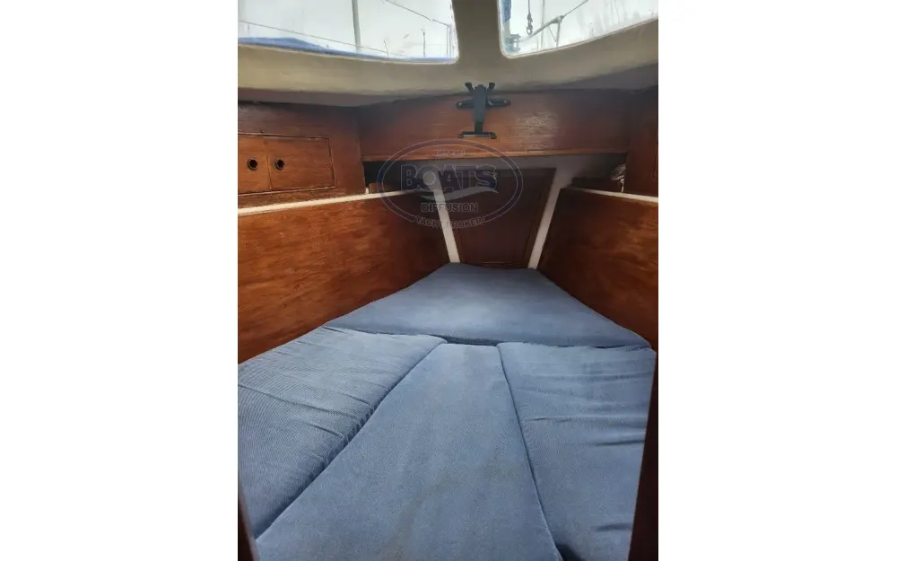 slider 5 Trident Marine Warrior 35