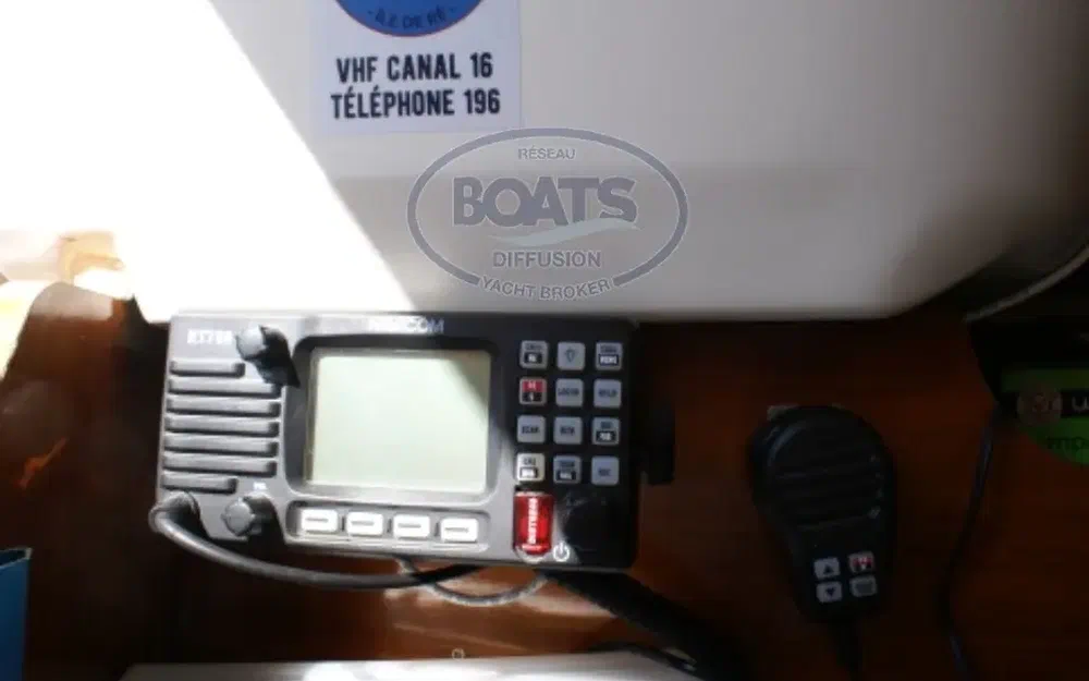 slider 9 Jeanneau Cap Camarat 755