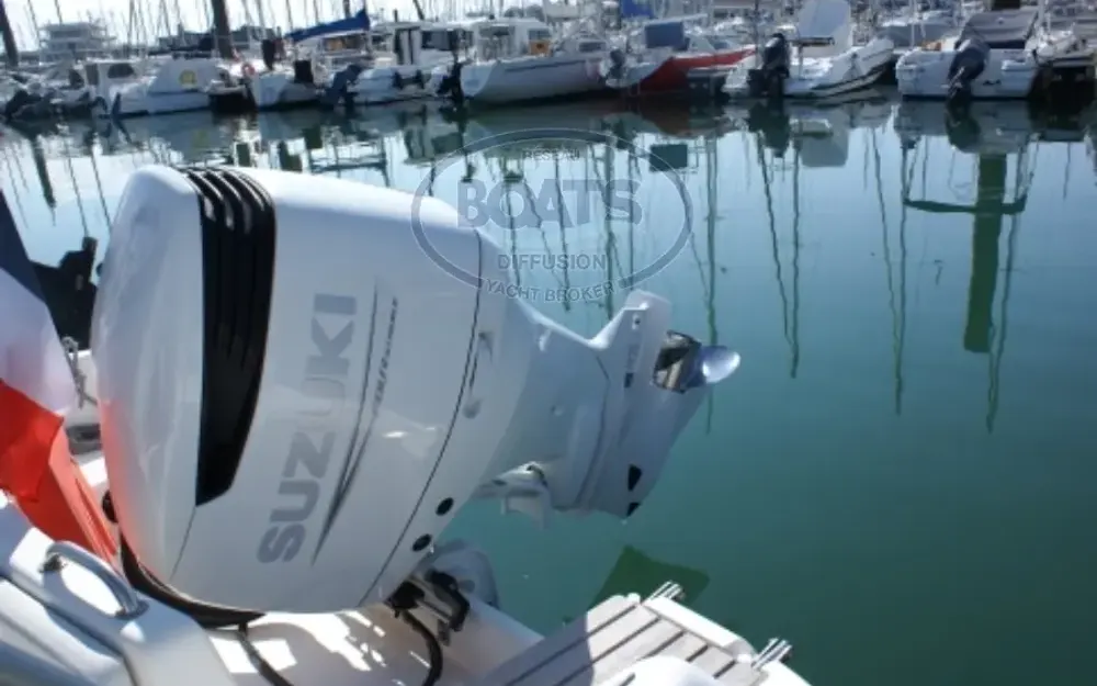 slider 2 Jeanneau Cap Camarat 755 WA