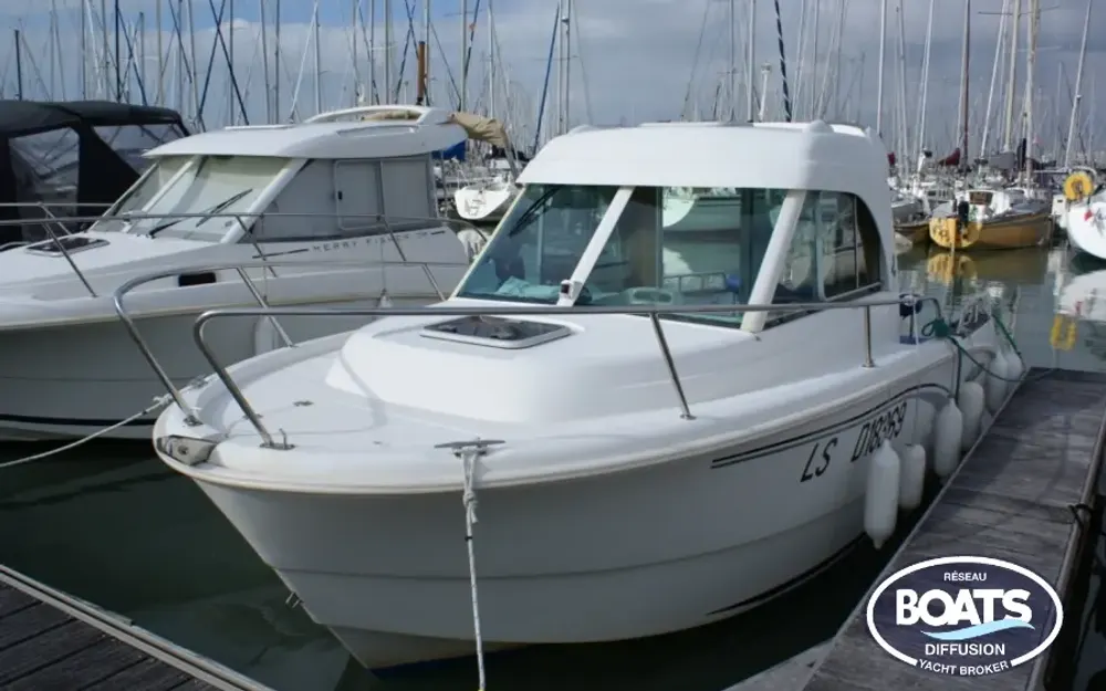slider 0 Beneteau Antares 650
