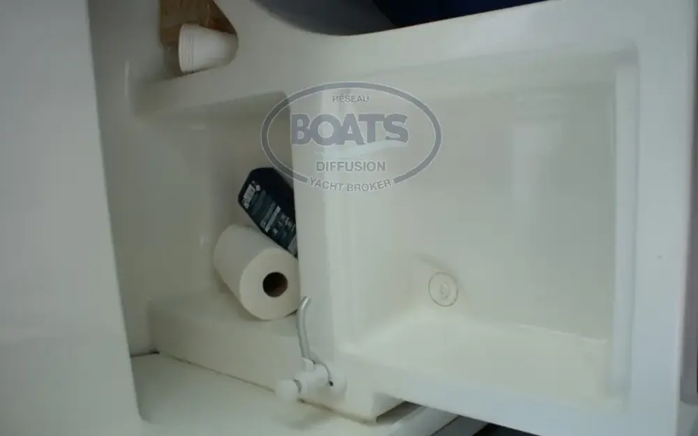 slider 9 Beneteau Antares 650