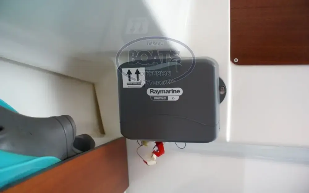 slider 10 Beneteau Antares 650