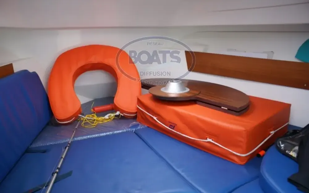 slider 1 Beneteau Antares 650