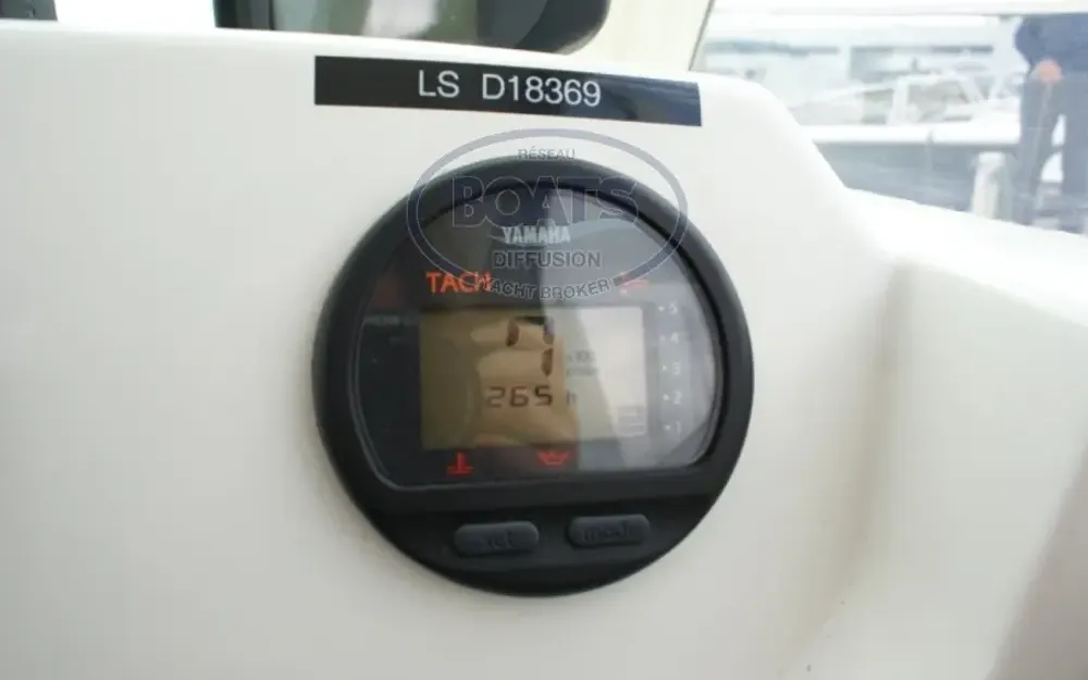 slider 5 Beneteau Antares 650