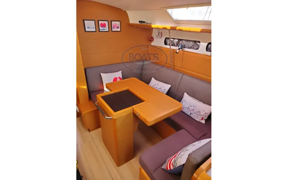 slider 1 Jeanneau Sun Odyssey 409