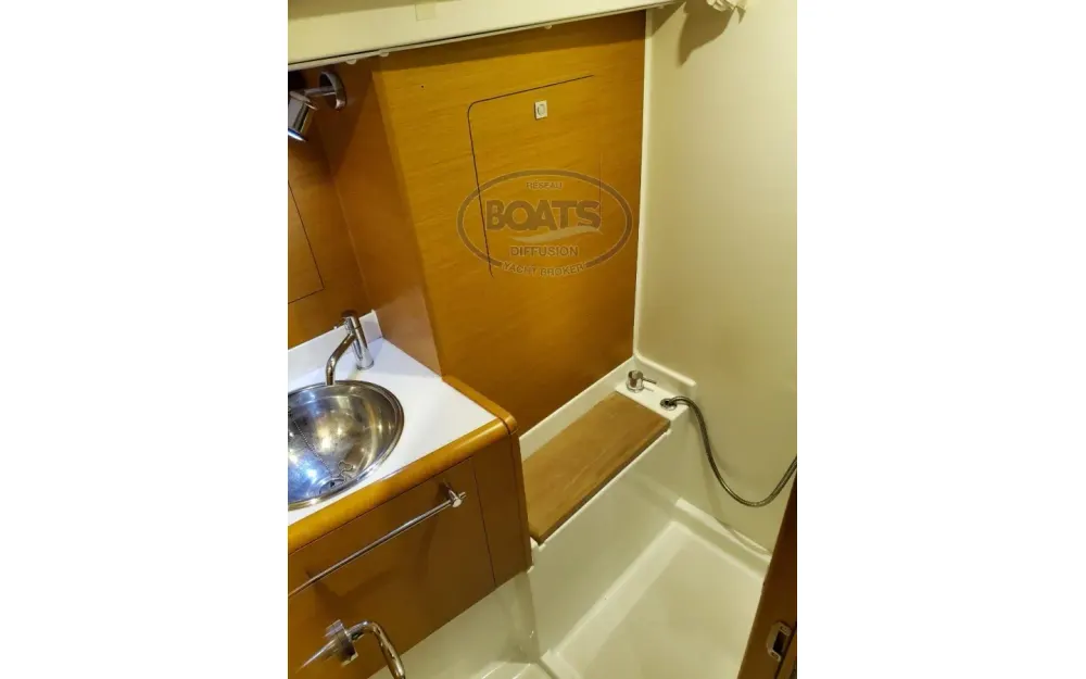 slider 6 Jeanneau Sun Odyssey 409