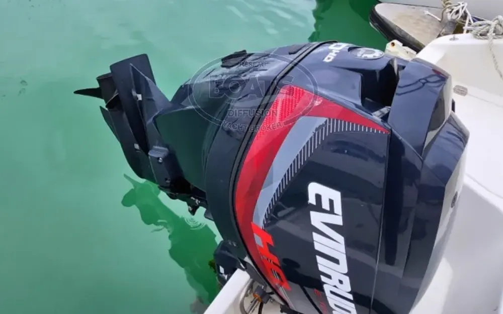 slider 3 Jeanneau Merry Fisher 610