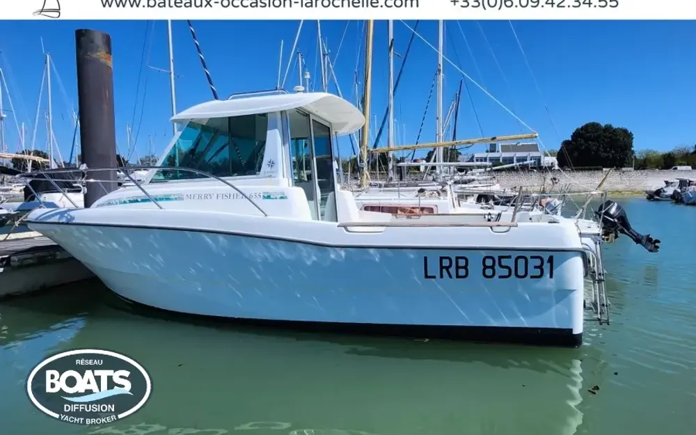 slider 0 Jeanneau Merry Fisher 635