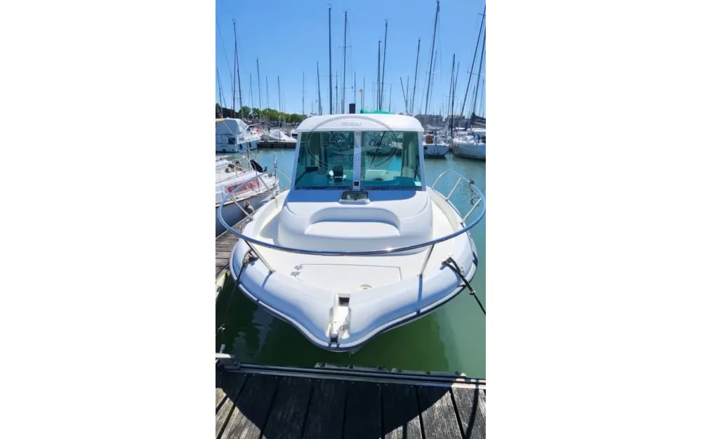 slider 13 Jeanneau Merry Fisher 635