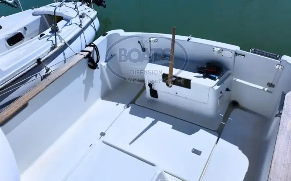 slider 3 Jeanneau Merry Fisher 635