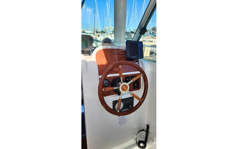 slider 5 Jeanneau Merry Fisher 635