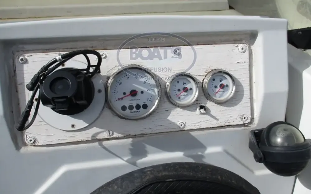 slider 5 Jeanneau Leader 550