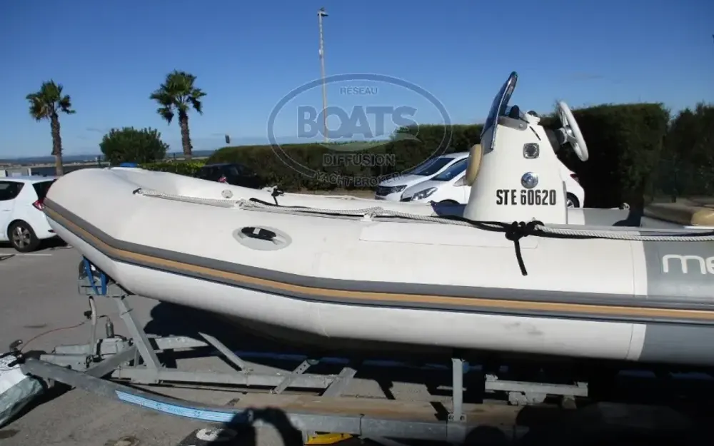 slider 9 Zodiac Medline 500
