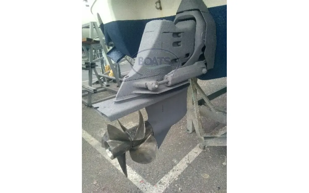 slider 11 Chris Craft Crowne 252