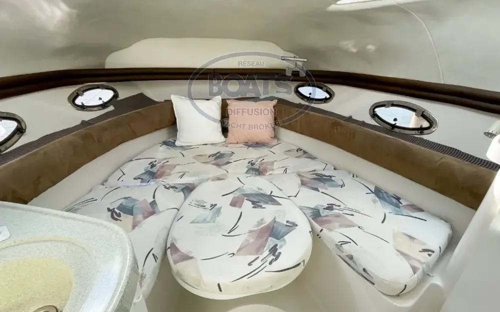 slider 7 Chris Craft Crowne 252