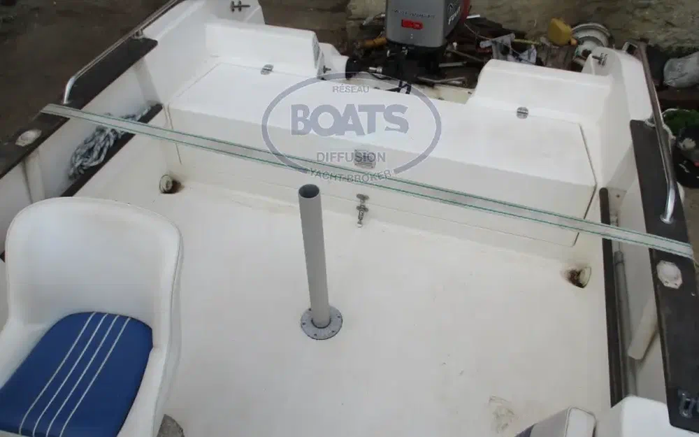 slider 10 B2 Marine Cap Ferret 550