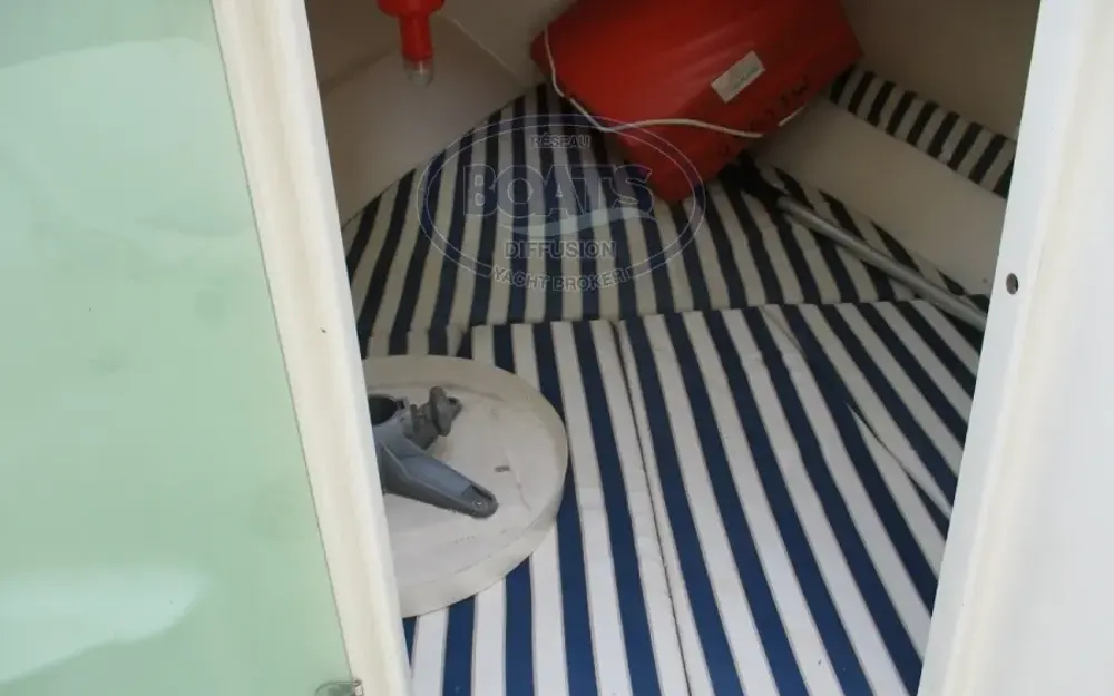slider 6 B2 Marine Cap Ferret 550 CC
