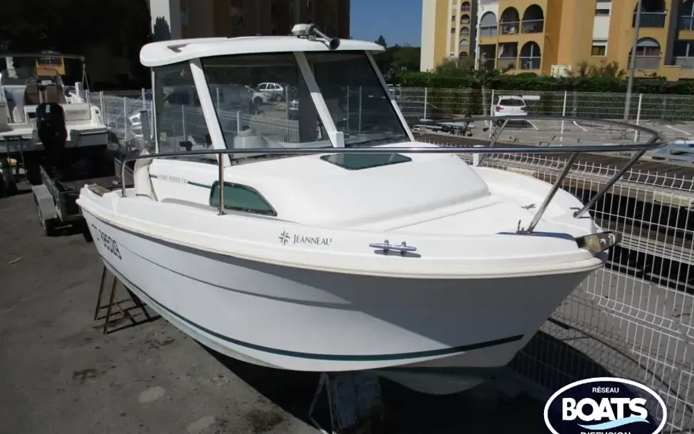 slider 0 Jeanneau Merry Fisher 530