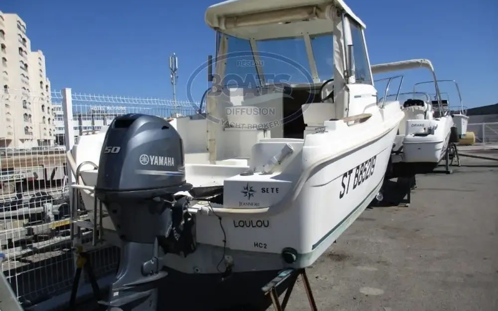 slider 14 Jeanneau Merry Fisher 530