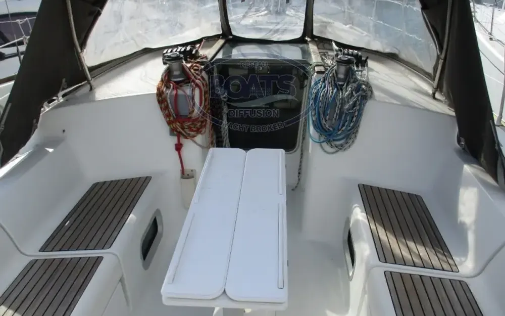 slider 1 Jeanneau Sun Odyssey 40