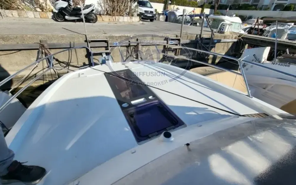 slider 1 Beneteau Flyer 8.8 SUNdeck