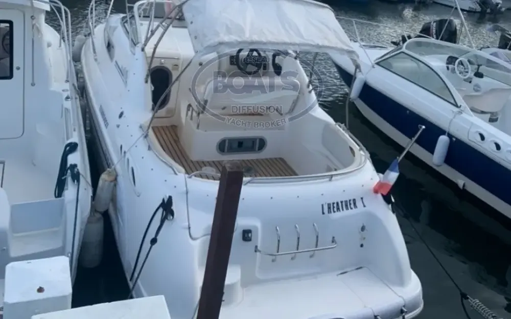 slider 14 Sealine  240 Senator