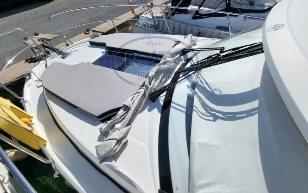 slider 2 Jeanneau Merry Fisher 1095