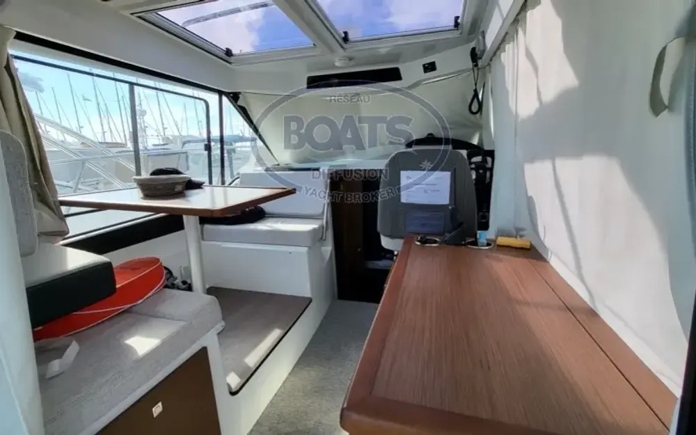 slider 7 Jeanneau Merry Fisher 895 Offshore