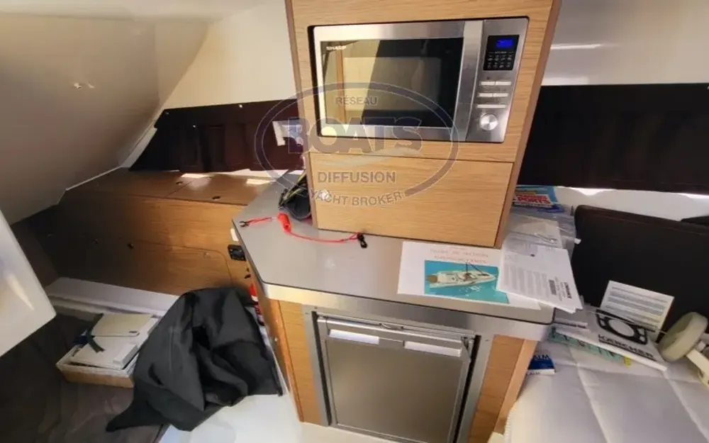 slider 11 Beneteau Flyer 8.8 SUNdeck
