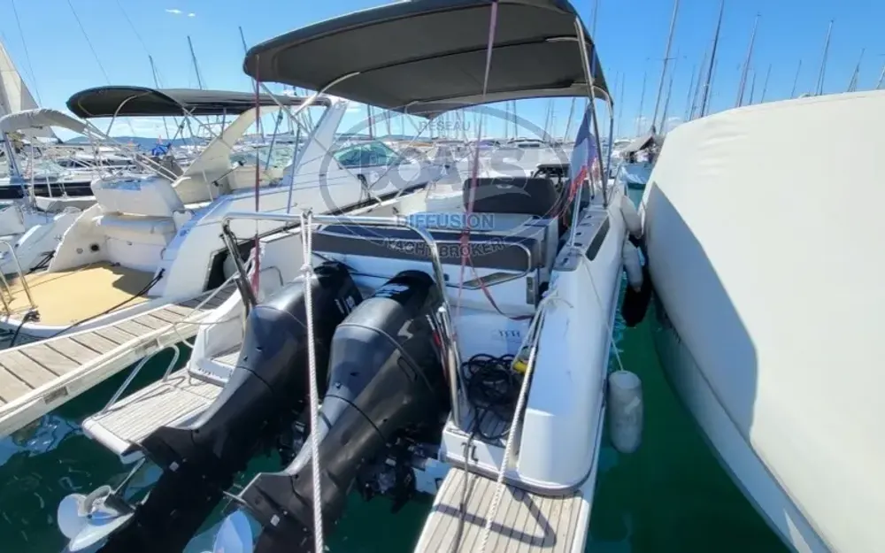 slider 2 Beneteau Flyer 8.8 SUNdeck