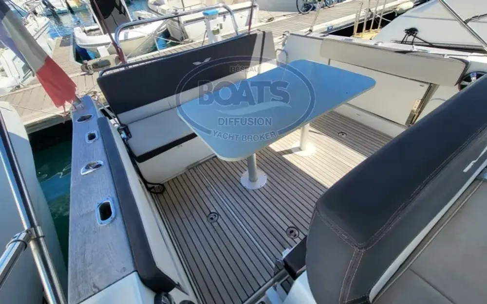 slider 3 Beneteau Flyer 8.8 SUNdeck
