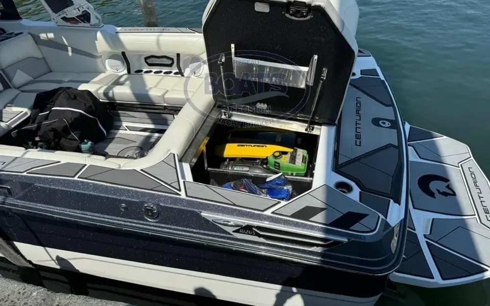 slider 5 Centurion Boats Centurion Ri 265