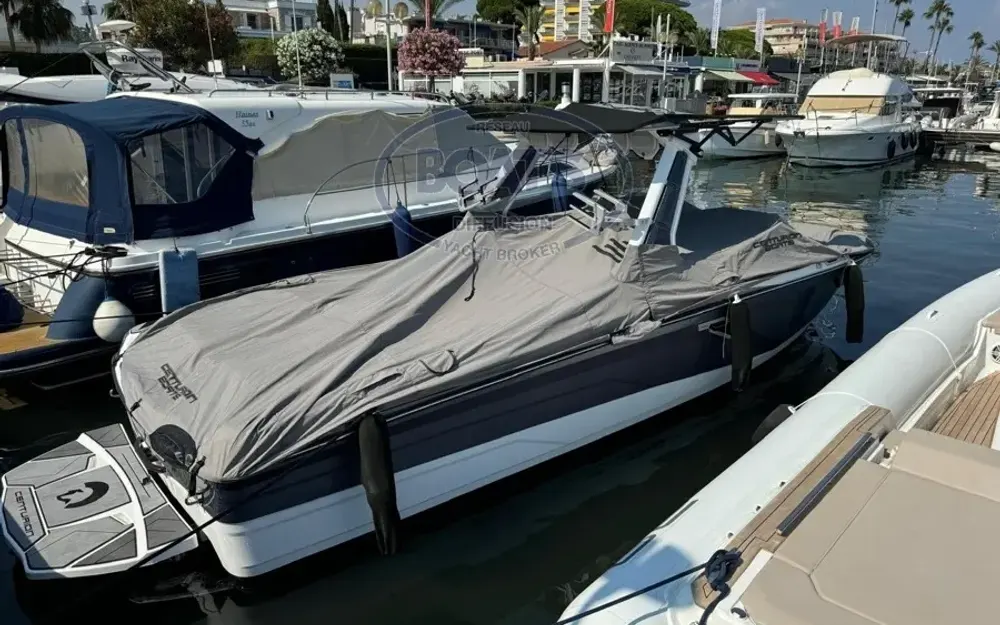 slider 7 Centurion Boats Centurion Ri 265