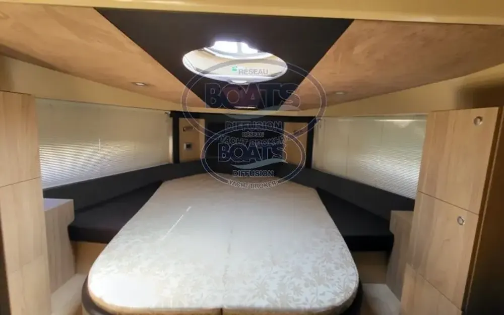 slider 5 Cranchi M 44 Hard Top
